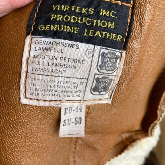 leather coat - Picture 2 of 3